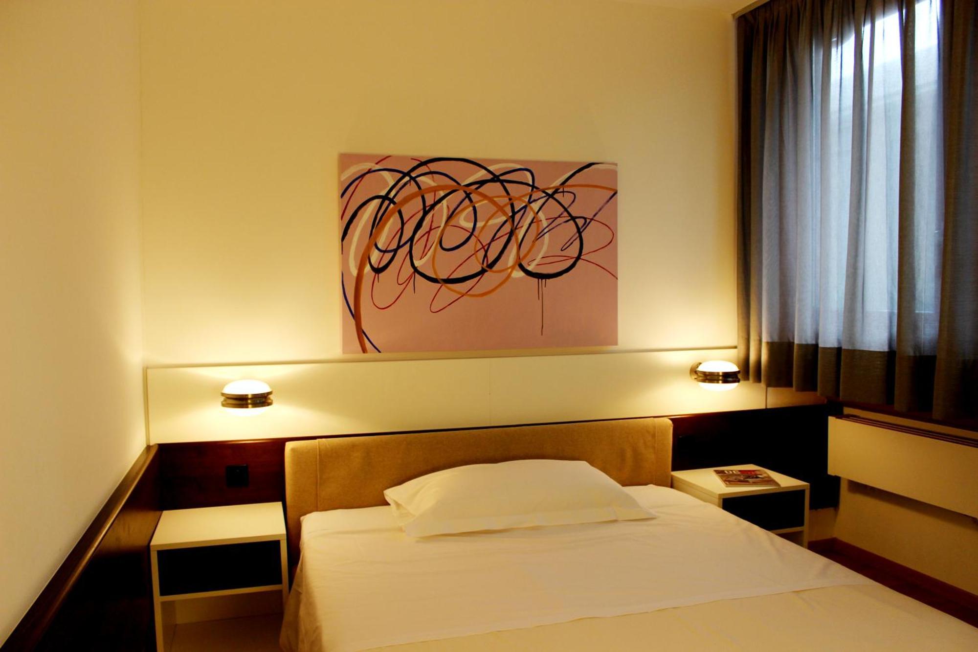 Hotel Garni Centro К'яссо Екстер'єр фото